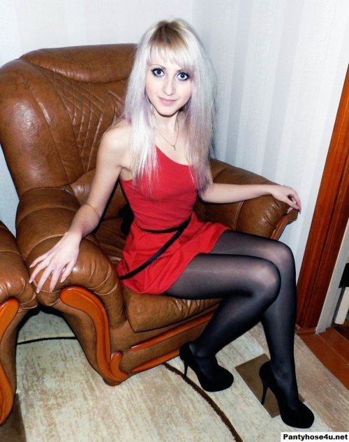 Pantyhose4u.net-red dressed cuteness -Hot Pantyhose Babe 4 U #amateur, #collant, #harisnyanadr&aacut