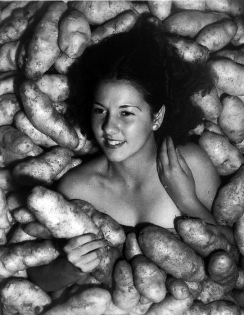 blondebrainpower:Miss Idaho Potato 1935