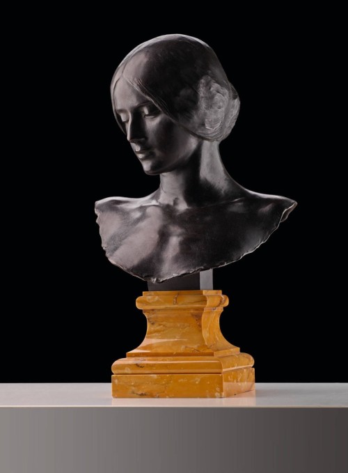 Alexandre Falguiére, bronze bust, late 19th century. © Christian Eduard Franke. Source