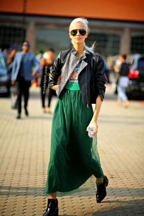 Streetstyle: Sasha Luss (model) in Milan during S/S 2014 Fashion Week 