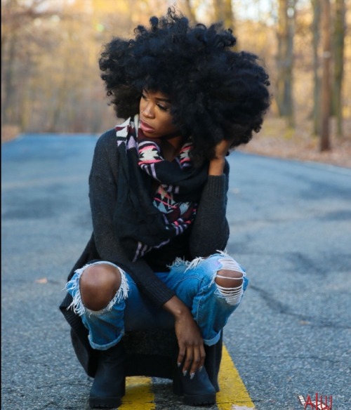 pinkcookiedimples:nnekaibeabuchi:#BLACKOUT ! Can I have your hair pls