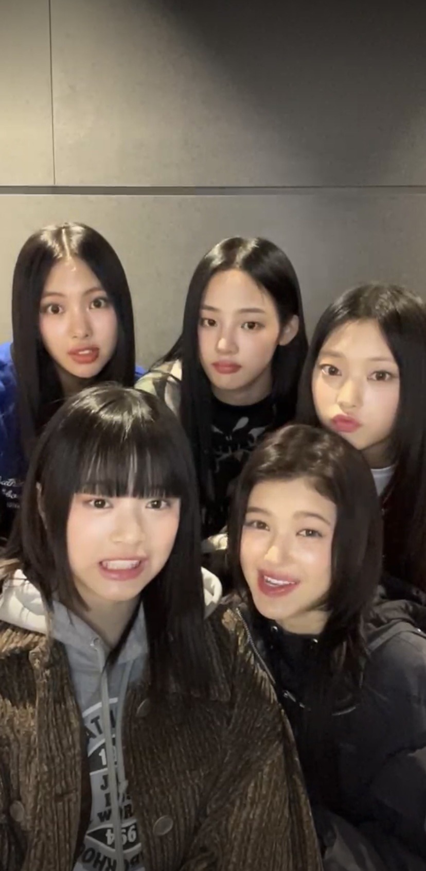 Camera Roll Dump~ - NewJeans (3)
