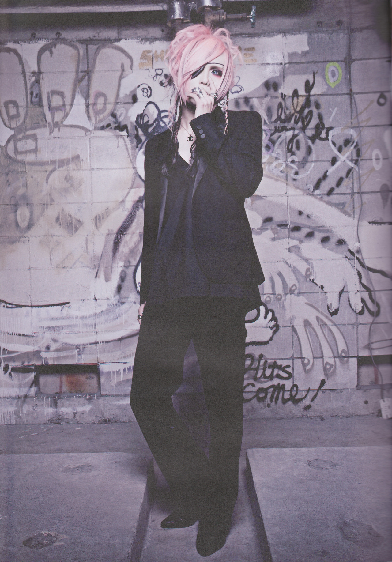 stray-prince:  kyoselflove:    「激-MASSIVE-突 全国編」 DIAURA VS MEJIBRAY