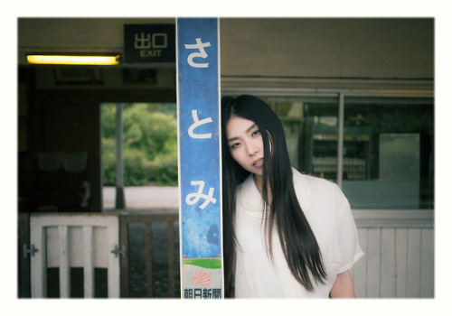  title: 稲穂薫る風が吹く。(The wind blows which smells of rice.) model:麻宮もころ(Mocoro Mamiya)twitter:@mocro_mam