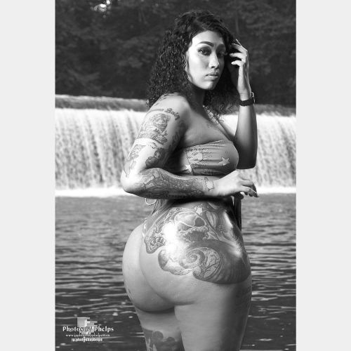 Spring Is On Its Way&Amp;Hellip;.. Outside Nature Shots!!!!! Model Is @Mixedforeign_
