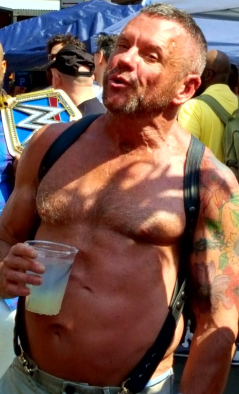 juicedmaleboobsworld:GYNO GUYS. BIG, BEAUTIFUL, SUCKABLE, MILKABLE!