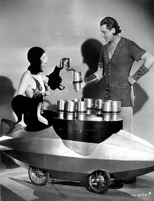 fantascientificamentevintage:   “Madame Satan” (1930) 