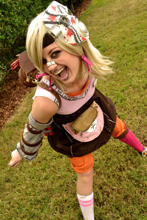 Tiny Tina from Borderlands 2 at Evilcon on Saturday! Cosplayer / Photographer