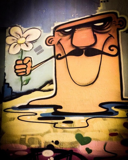 Monsieur Moustache #paris #paris20 #campagneaparis #france #2017 #wall #graffiti #monsieur #moustach