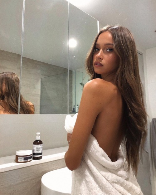 isabelleandoliviafc:  From Isabelle’s instagram
