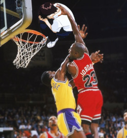 shinjibae:  Michael Jordan slam dunking Shinji Ikari. 