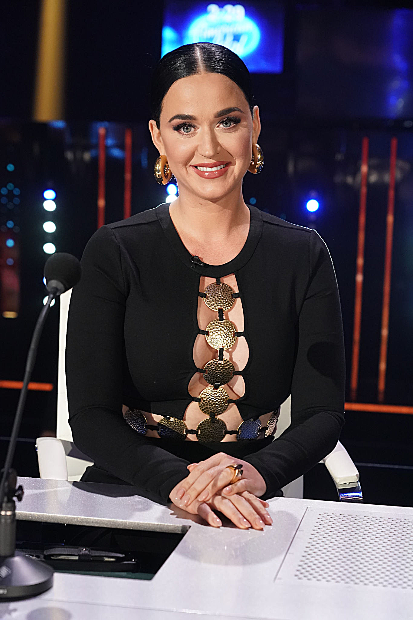 dailykaty:Katy Perry — American Idol (April 25th, 2022)