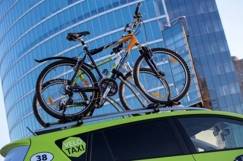 f9dtkfm: strange-measure: f9dtkfm: Bicycle Taxi (via Baltic Taxi) さすがヨーロッパ。日本でもこんなサービス欲しいね。 那須には、サ