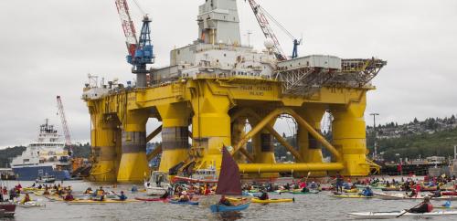 micdotcom:  Awesome photos show the “Shell No” kayak protest in Seattle this weekend This Saturday, hundreds of environmental activists turned out in Seattle to celebrate a day-long festival called the “Paddle in Seattle” and protest Royal Dutch