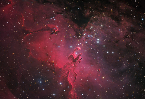 M16 and the Eagle Nebula. [2730x1870]