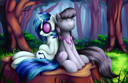 grenadder:Have some Vinyl and Octavia!   ^w^!