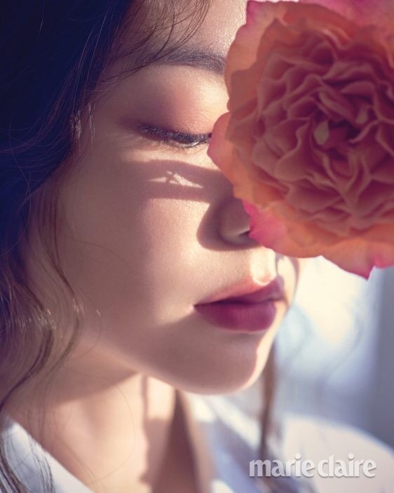 stylekorea:Kim Yuna for Marie Claire Korea March 2018. Photographed by Ahn Joo Young