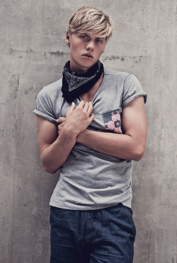 ebodamen:  somethingspecial4u: Jake Thrupp