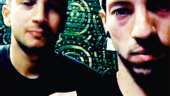 wells-jaha:  josh and tyler being sickeningly cute (っ･ω･)っ 