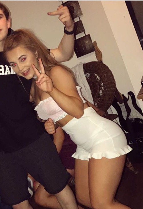 maccyd002: Such an amazing arse bet ur all jealous I get to look at it every other day (not girlfrie