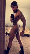 darkstalliondmv:Sexy