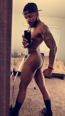 darkstalliondmv:Sexy