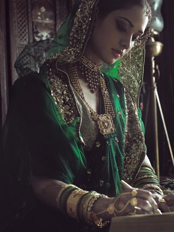 sirensongfashion:  Tanishq Wedding Collection NIKAH Print campaign for Tanishq brand