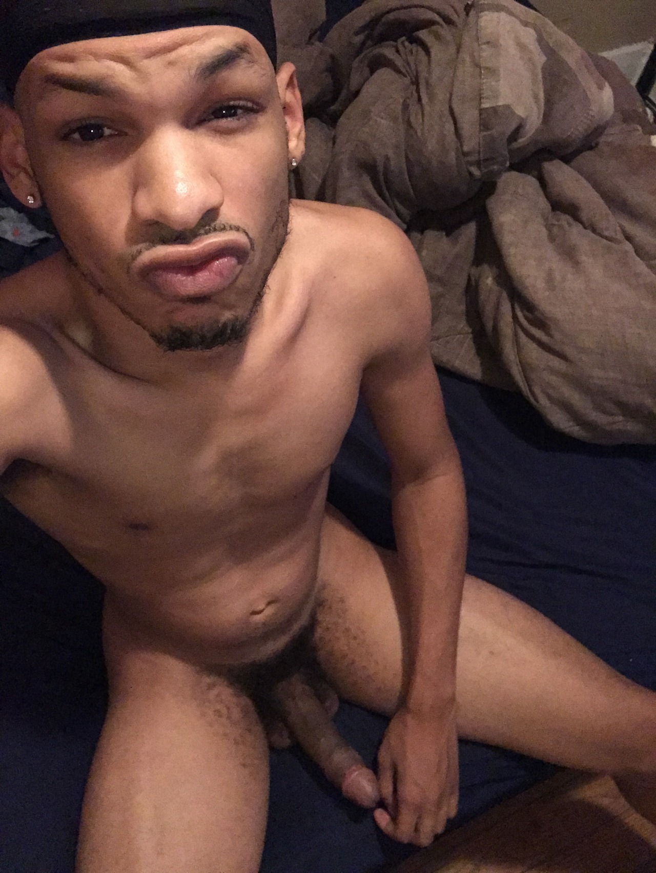 yellafreakxxx:  Kisses