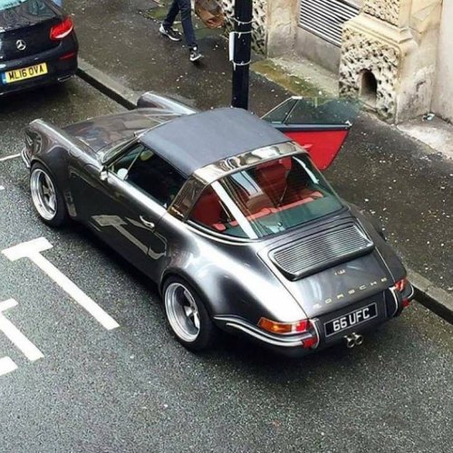 911legendsneverdie: Singer Targa spotted! © Photo: Michael Andrew van Houten