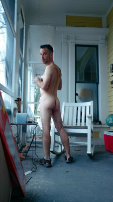 alanh-me:  91k+ follow all things gay, naturist and “eye catching”  