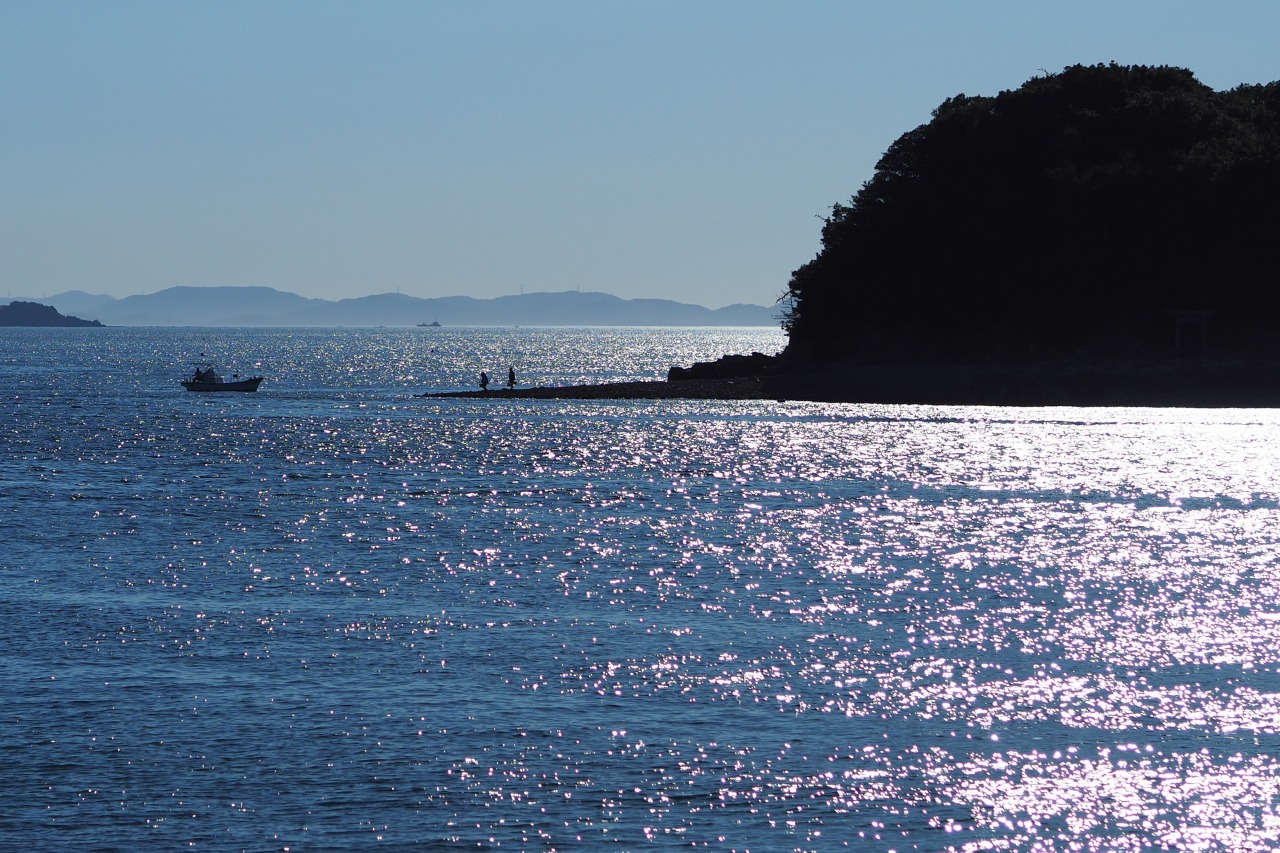 ギラギラ太陽とキラキラの海 眩しい夏の思い出 Map 小豆島カメラ