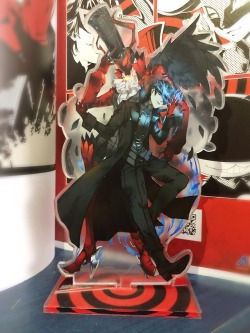 allenerie:    Persona 5: Joker x Arsene Full Body acrylic close upAll acrylics pre-order batch has been sent out! Will be sending out confirmation email soon! Thank you again for being patient with me!This is available in the cafe and in my store!Dont