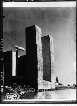 nemfrog:  Modern Science pavillon. Chicago World’s Fair. 1933. French press photograph. 