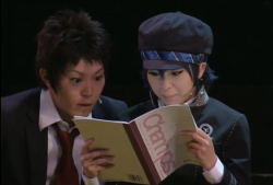 deadvisualiveadachi:  Me and Naoto reading