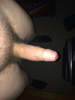 supersexymenwithbigcocks:  Uncut 