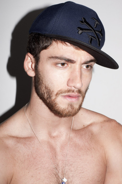 vispreeve:  Alef Borges by Cristiano Madureira