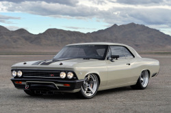 spijkerschrift:  The Ring Brothers brought this 980-horsepower 1966 Chevrolet Chevelle, named Recoil, to the 2014 SEMA Show. Via.
