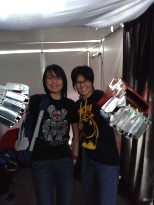 mzelda:  MZelda & Ruka (with Ruka’s GF) @Terminal 21: Kid’s day Fun Park Party. TF goods drain all my money! (Only T-shirt, bag, and wallet… Not Optimus & Megatron head and fists. lol)