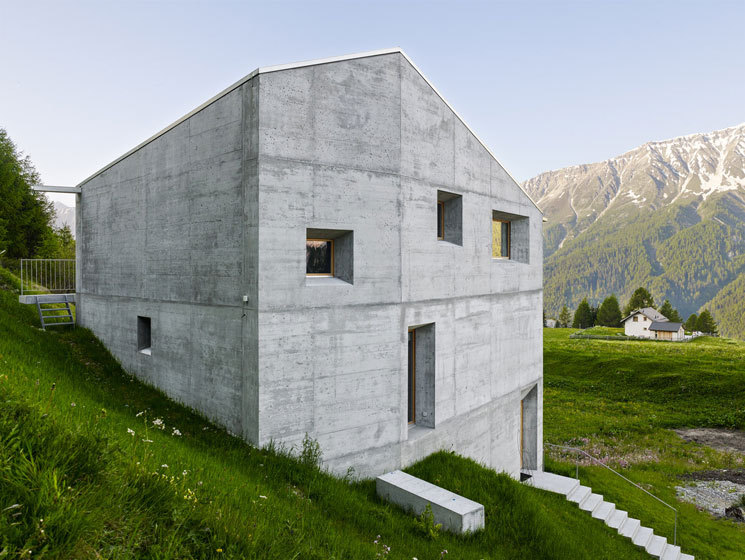 architags:  ISELIN Architektur. Cottage in Val Müstair. Switzerland. photos: Georg