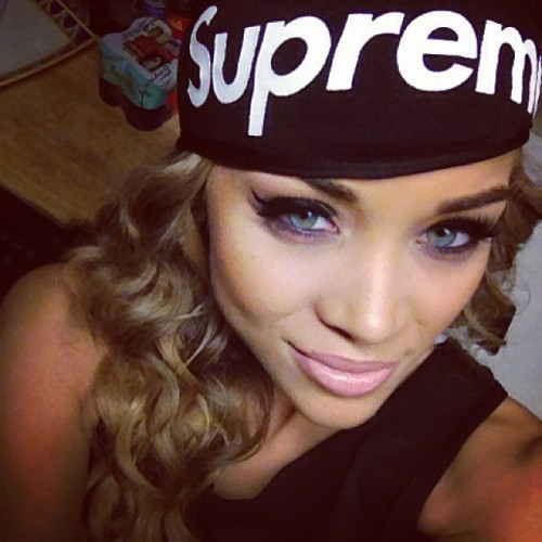 phuckindope:  Jasmine Sanders 