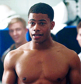 rafi-dangelo:  Jordan Calloway was a lil snack a few years ago but he a whole meal