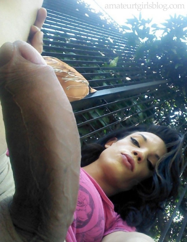 I LOVE ME A BIG DICK LADY