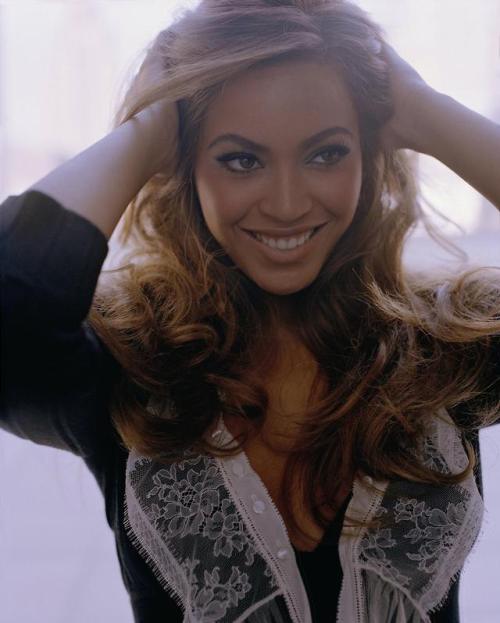  Beyoncé for Cosmopolitan Magazine, 2004 