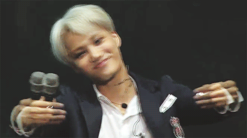 edanzgarden:  Kai Fangirl Problems #1 