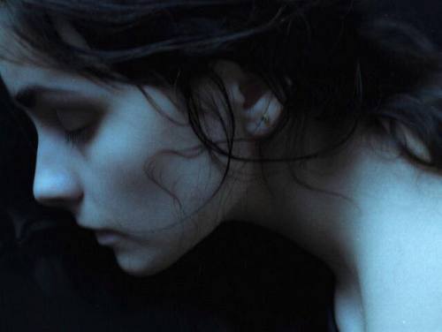 bairani:  Laura Makabrescu.