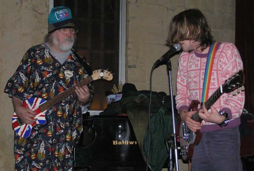 fenderrhodes:#imagine if r stevie moore was ur grandpa hahaha hannah iluFavourite R. Stevie track at