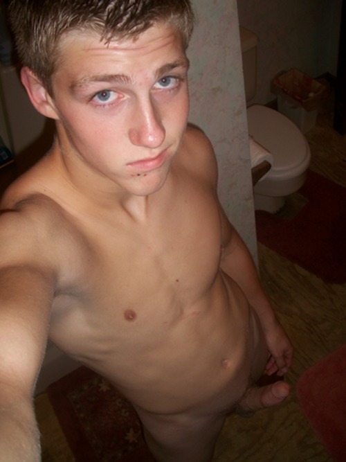 http://hotnekkidboiz.tumblr.com/post/42037168784