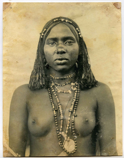 Porn African woman, via Giuseppe Savini. photos