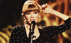  Taylor Swift and Ed Sheeran performing Everything Has Changed on Britian’s Got