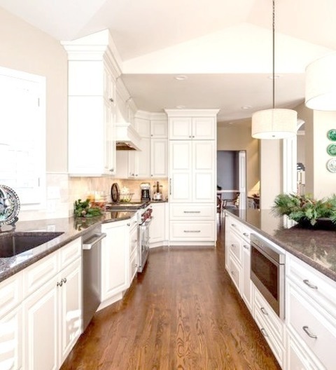 Pantry DenverLarge Traditional L-shaped Kitchen Pantry Design With A Dark Wood Floor, An Undermount Sink,